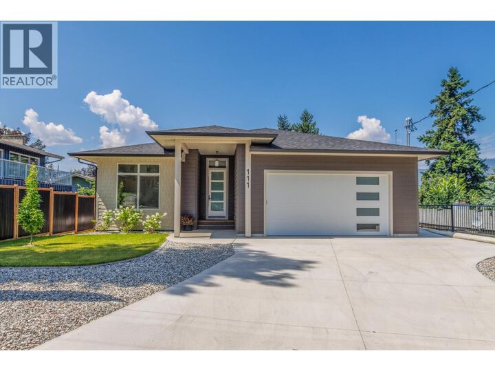 111 20 Street Southeast  Salmon Arm BC V1E 1T8 photo
