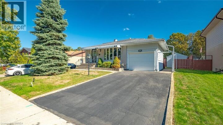 15 Acorn Lane  Brantford ON N3R 3P3 photo