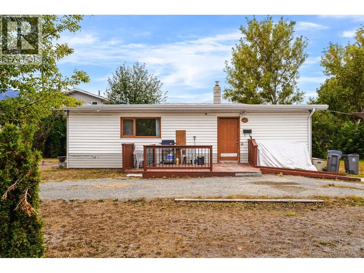 2498 Chapman Street  Merritt BC V1K 1J7 photo