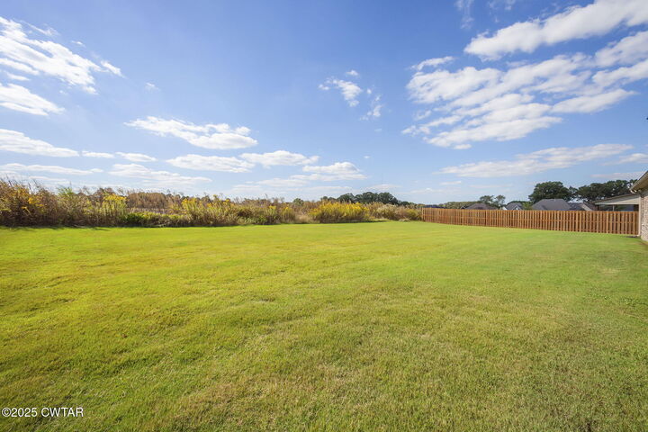 Property Photo:  10207 Stinson Street  TN 38358 