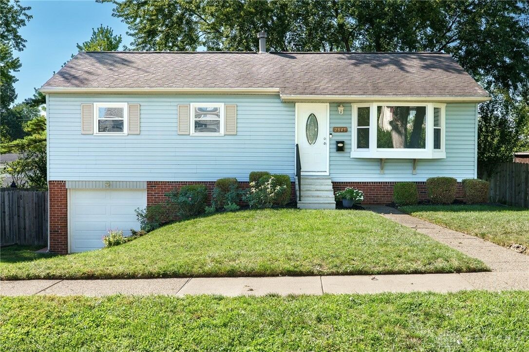 Property Photo:  2845 Nacoma Place  OH 45420 