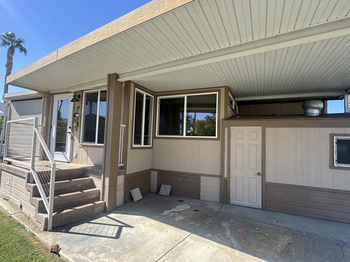 Property Photo:  85136 Ave 44 122  CA 92203 