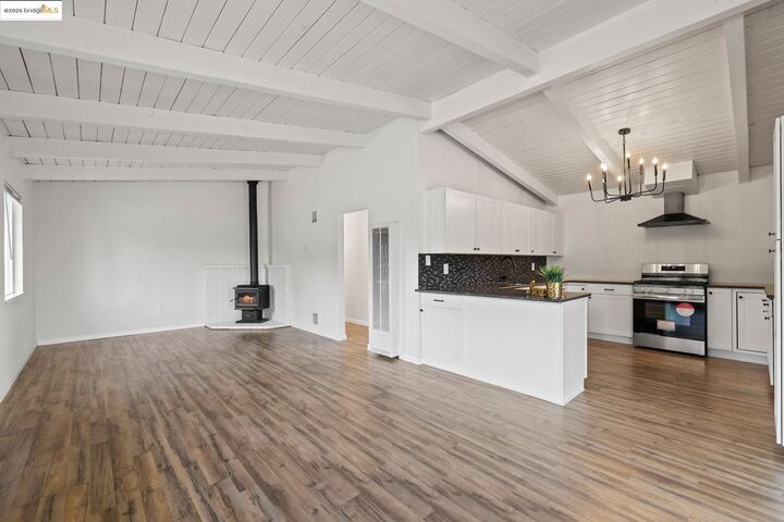 Property Photo: 16310 Jacksonville Rd CA 95327
