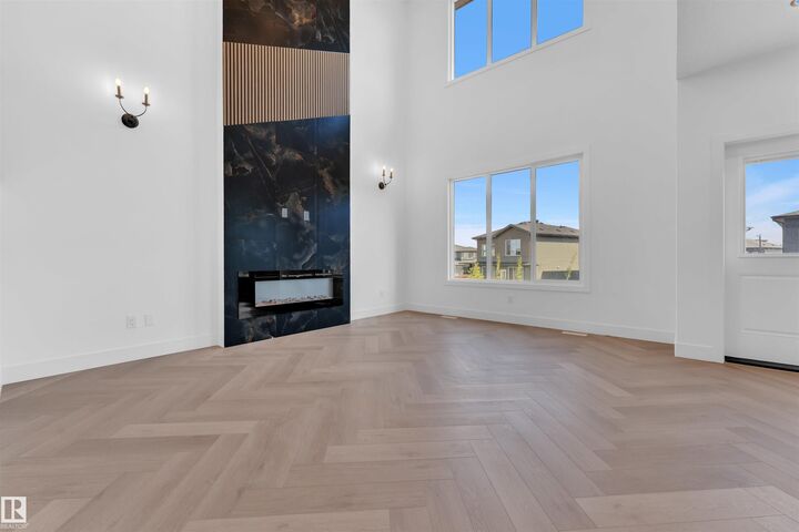 Property Photo:  49 Cerbat Crescent  AB T8H 2Z5 