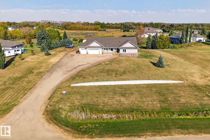 Property Photo: 52358 Rge Road 225 470 AB T8C 1C7