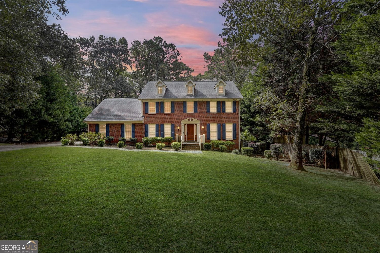 Property Photo:  5774 Vantage Court  GA 30087 