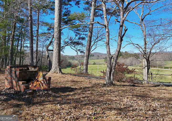 Property Photo: 33 Dover Road GA 30512