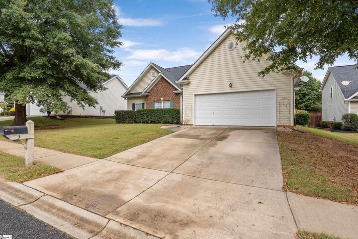 Property Photo:  3 Frostweed Court  SC 29680 