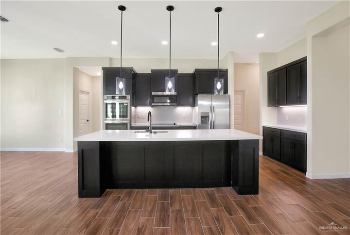 Property Photo:  6310 Willow Wood Lane  TX 78552 