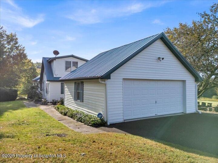 Property Photo: 3886 Bow Bridge Road PA 18818