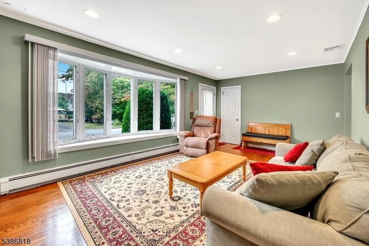 Property Photo:  22 Chestnut St  NJ 07403 