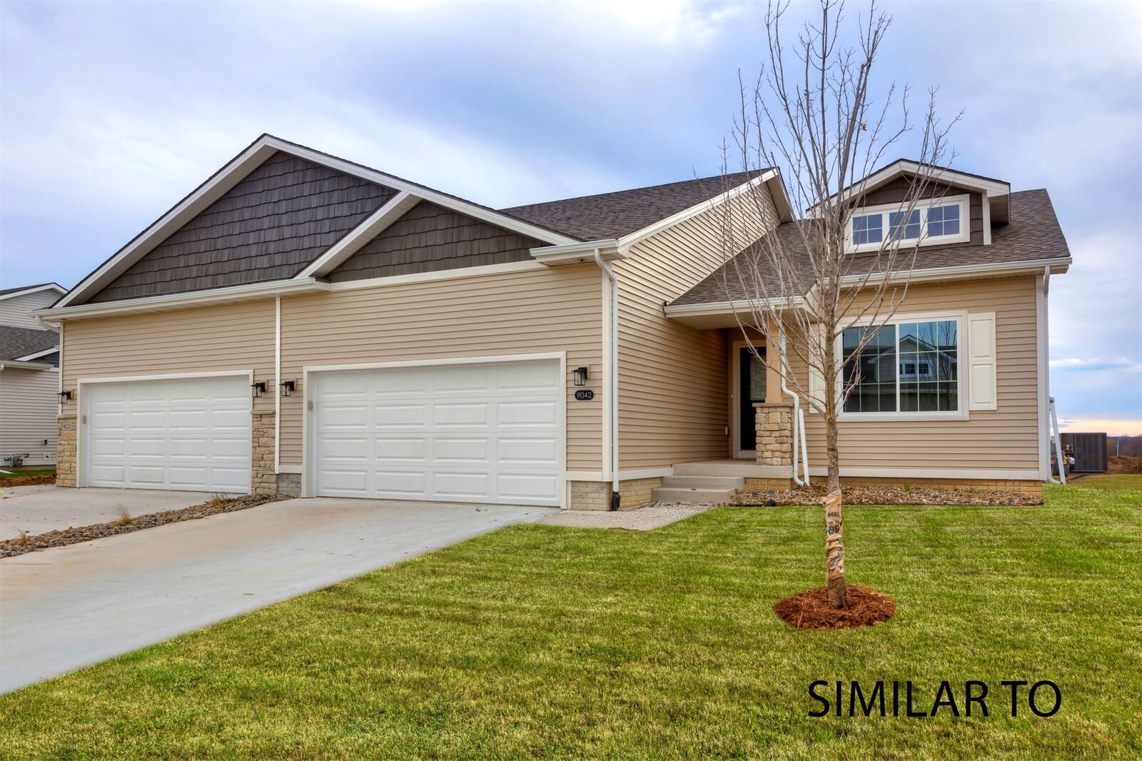 Property Photo: 9123 Robinson Drive IA 50266
