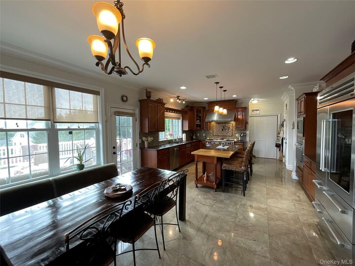 Property Photo:  86 Talbot Road  NY 10926 
