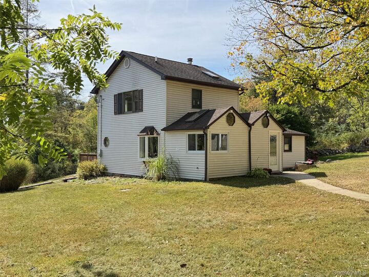 Property Photo:  161 Canopus Hollow Road  NY 10579 