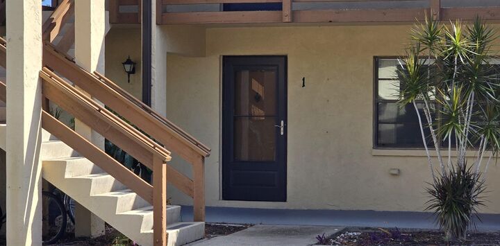 Property Photo:  10 Quails Run Boulevard 1  FL 34223 