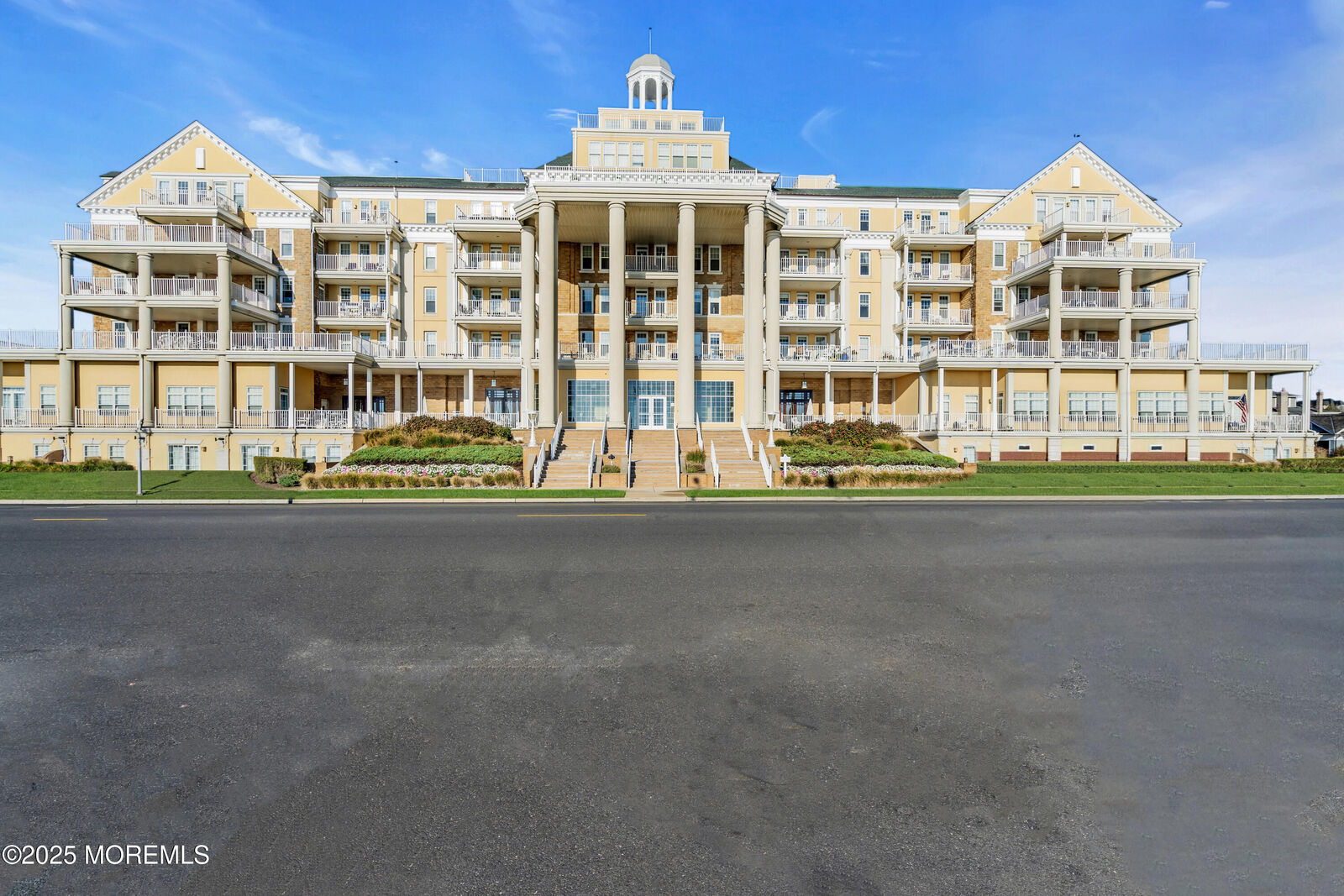 Property Photo: 700 Ocean Avenue G1 NJ 07762