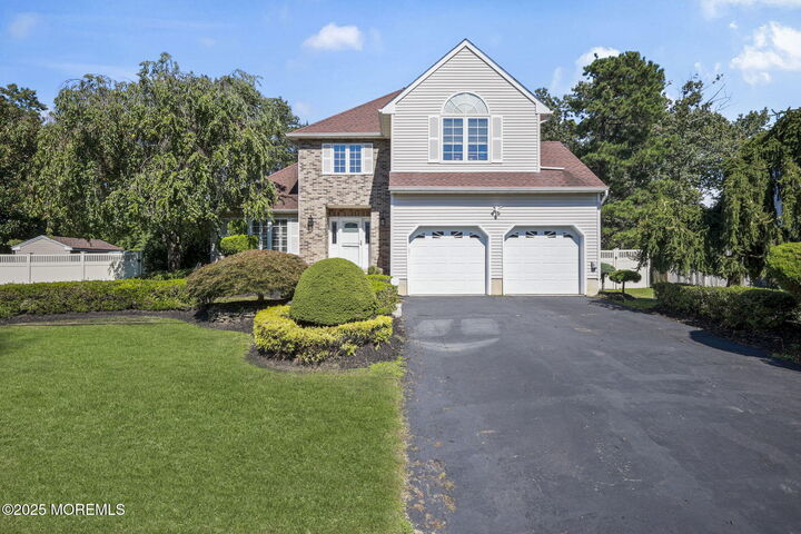 8 Coral Drive  Howell NJ 07731 photo