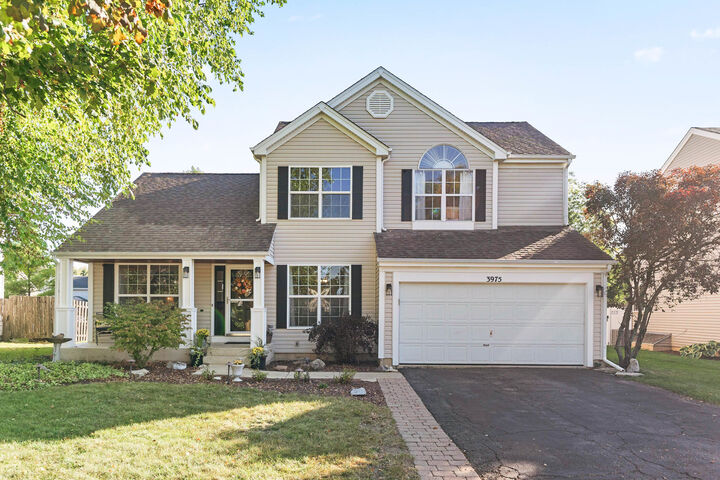 3975 Peartree Drive  Lake In the Hills IL 60156 photo