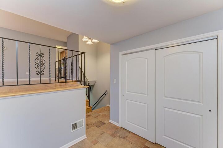 Property Photo:  8S141 Grant Street  IL 60561