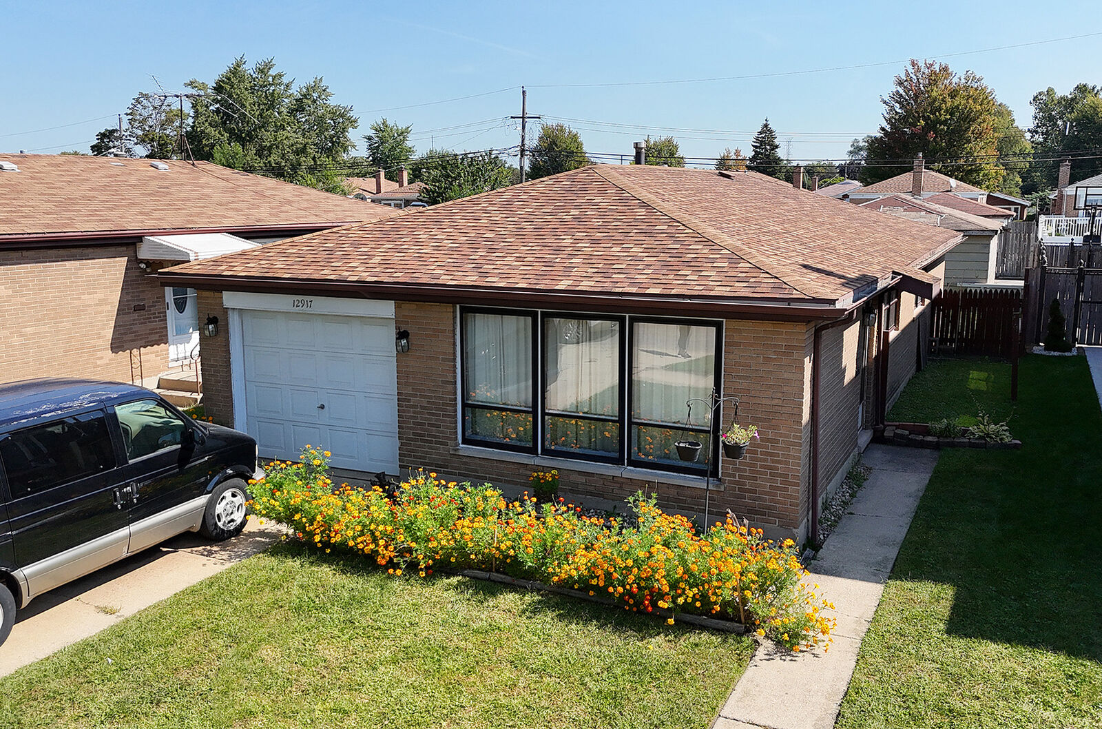 Property Photo:  12917 S Marquette Avenue  IL 60633