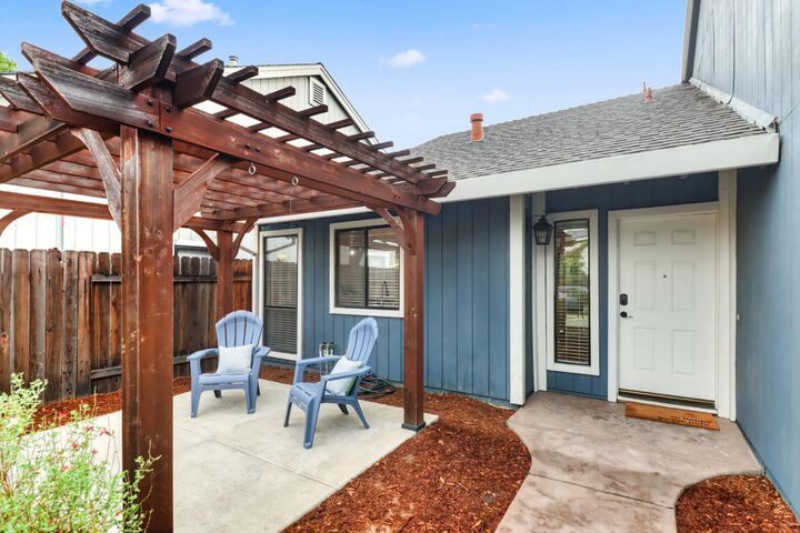 Property Photo:  708 Donovan Court  CA 95618 