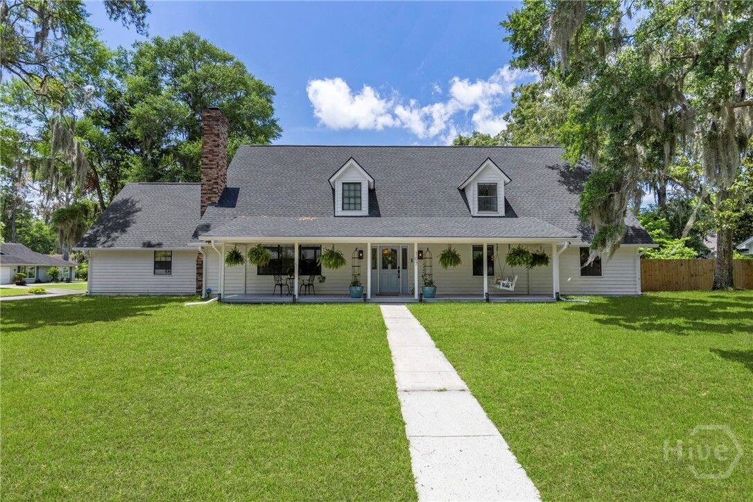 Property Photo: 107 Rose Dhu Way GA 31419