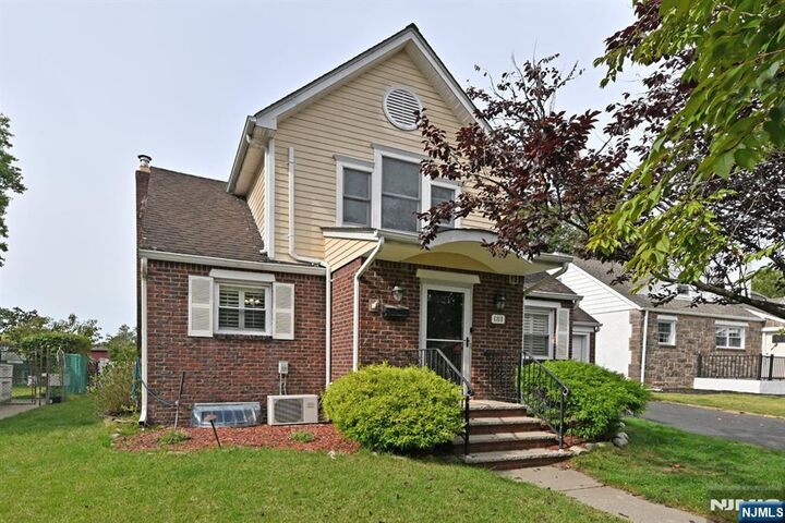 181 Huguenot Drive  New Milford NJ 07646 photo
