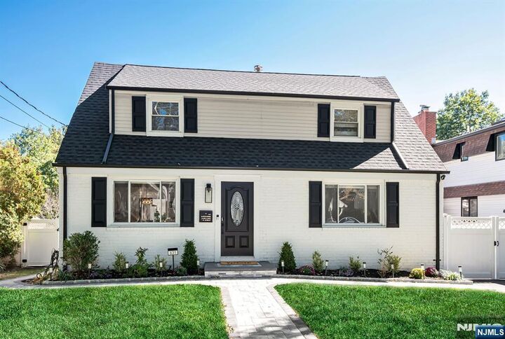 631 Grant Terrace  Teaneck NJ 07666 photo