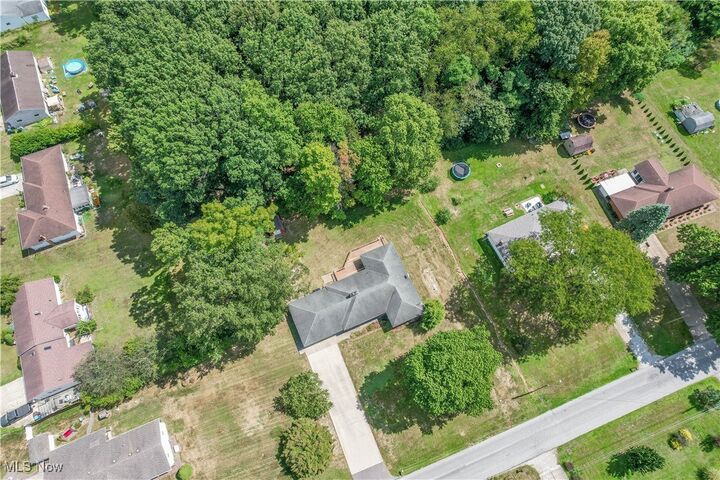 Property Photo: 4393 Hilltop Drive OH 44203
