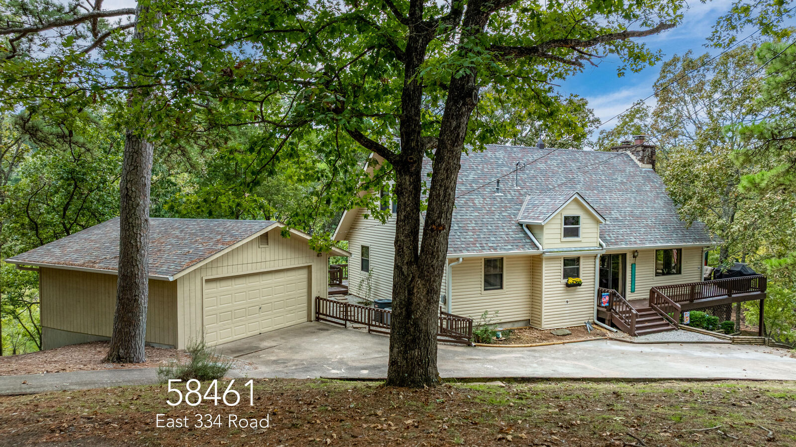 Property Photo: 58461 E 334 Rd Road OK 74346