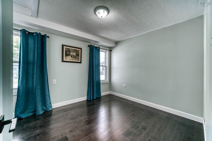 531 High Street  New Glasgow NS B2H 2X9 photo