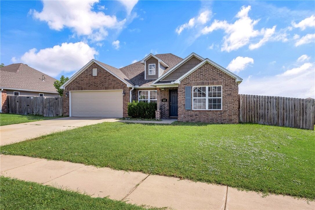 Property Photo:  503 Driftwood Street  AR 72745 
