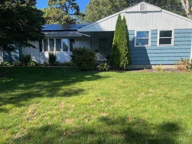 255 Long Pond Dr  Yarmouth MA 02664 photo