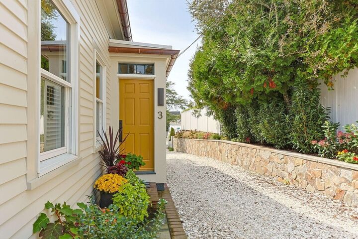 Property Photo:  3 Carver Court  MA 02657 