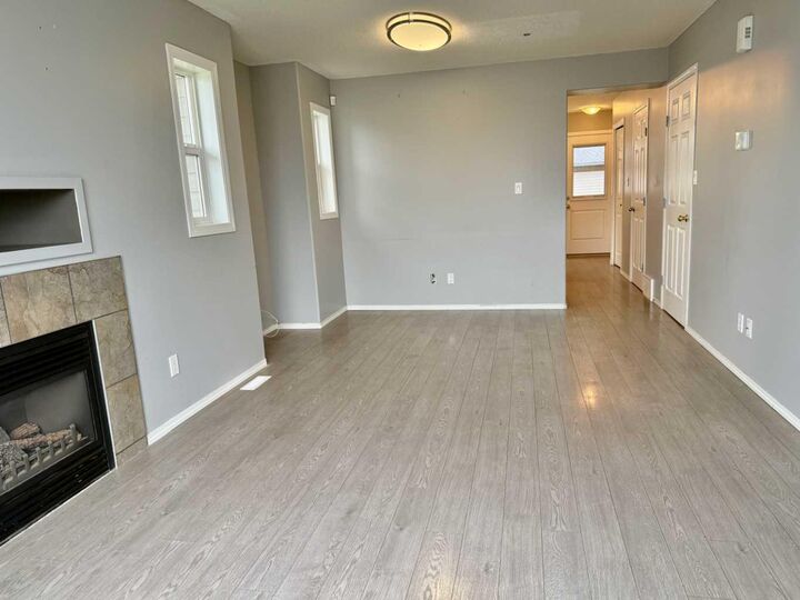 Property Photo:  352 Boutin Avenue  AB T7V 1T4 