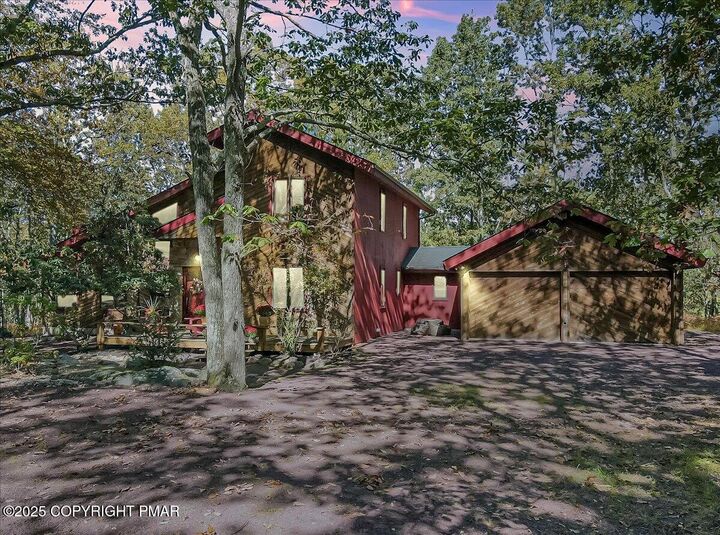 Property Photo: 297 Forest Drive PA 18325