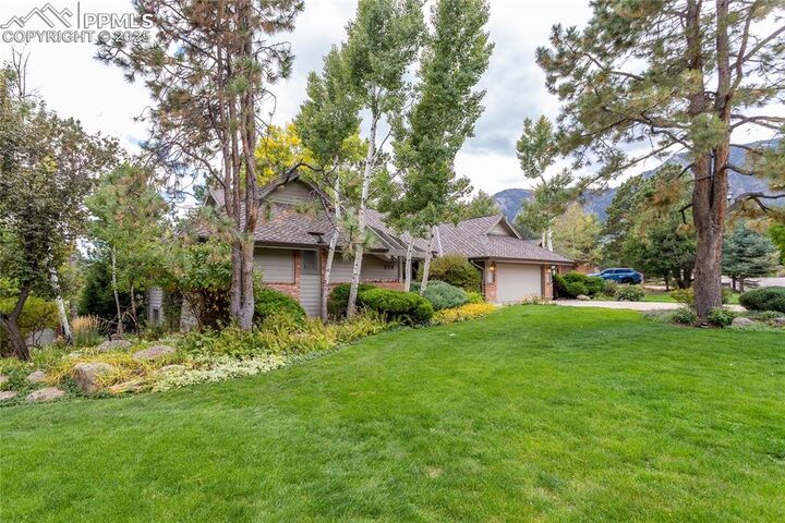 Property Photo:  215 Hidden Creek Drive  CO 80906 