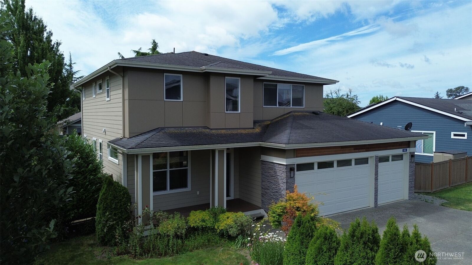 Property Photo:  846  Katelyn Ct  WA 98233 