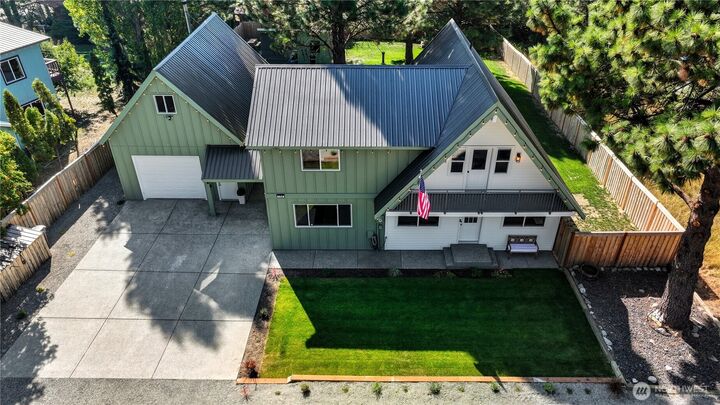 Property Photo:  150  Grand Fir Lane  WA 98940 