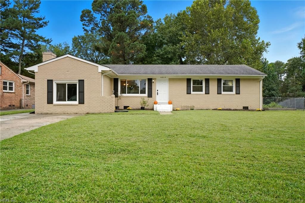 Property Photo: 4019 Sea Cliff Rd VA 23321