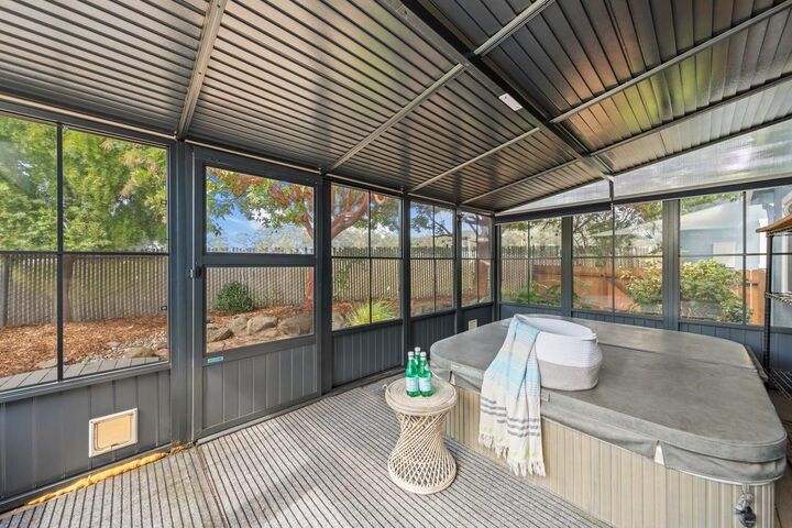 Property Photo:  1568 Mizzen Lane  CA 94019 