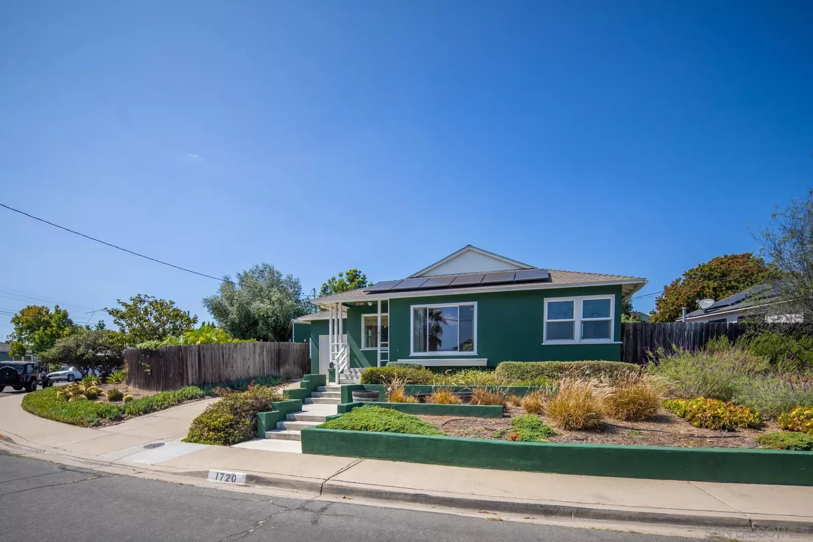 Property Photo: 1720 Midvale Dr. CA 92105