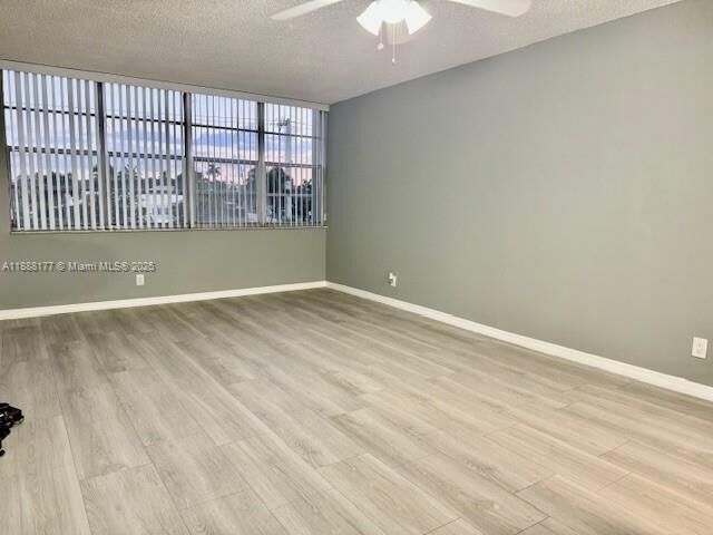 Property Photo:  2761 S Taft St 201  FL 33020 