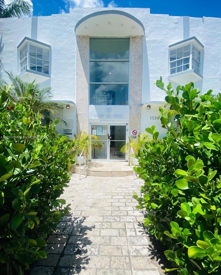 1526 Pennsylvania Ave 20  Miami Beach FL 33139 photo