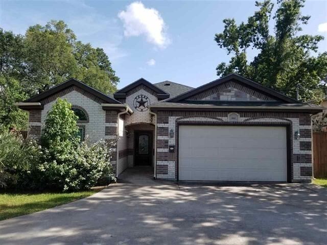 Property Photo:  860 Reynolds Ln.  TX 77662 