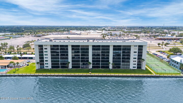 Property Photo:  200 S Sykes Creek Parkway  FL 32952 