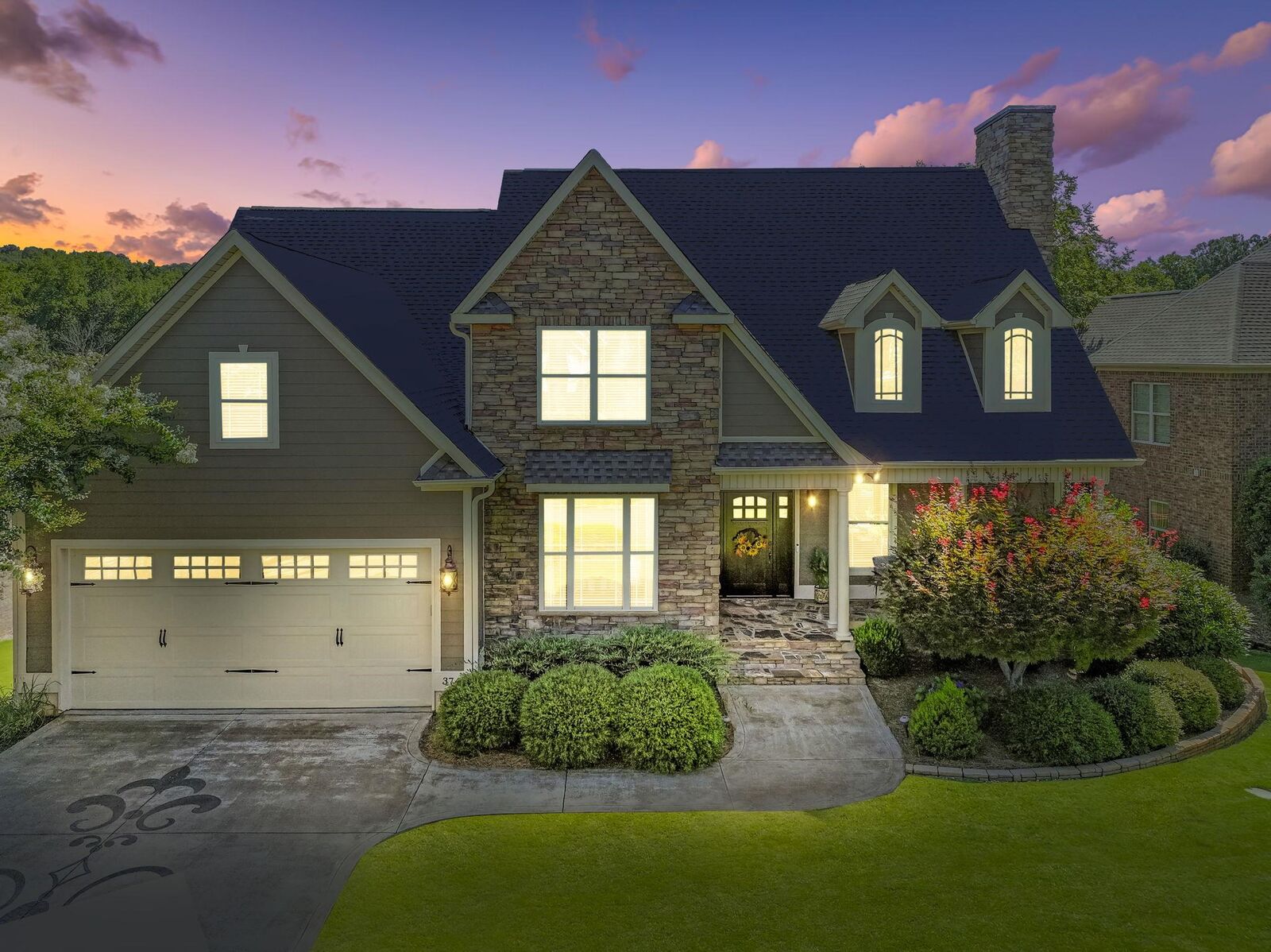 Property Photo: 374 S Woodfin Ridge Drive SC 29349