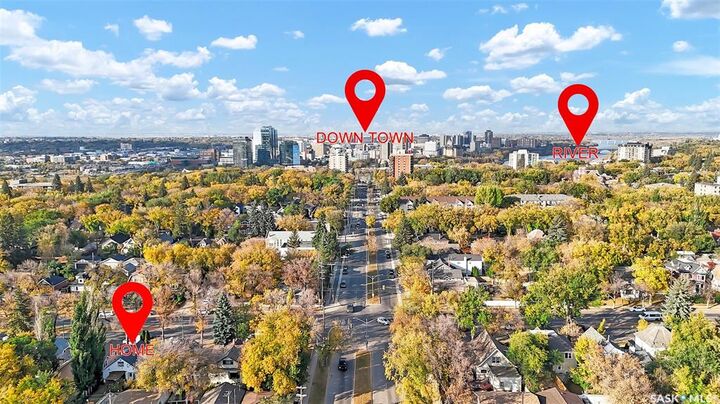 Property Photo:  330 8th Street  SK S7H 0P5 