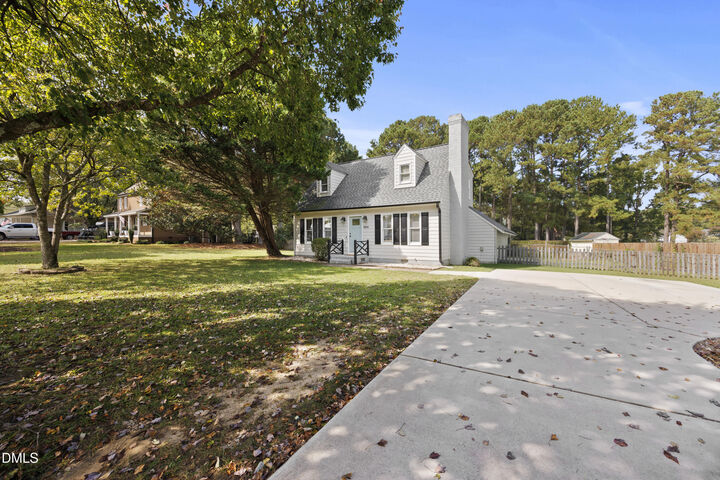 Property Photo: 824 S Hollybrook Road NC 27591
