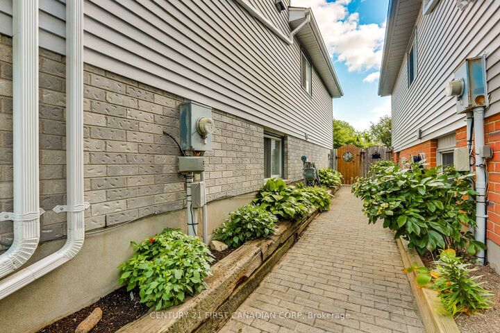 Property Photo: 80 Tanner Drive ON N5W 6B5